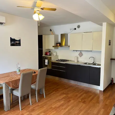 Casa Nostra בלאג'יו