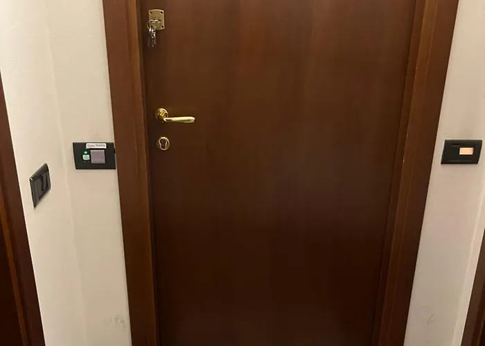 公寓 诺斯特拉之家旅馆 *